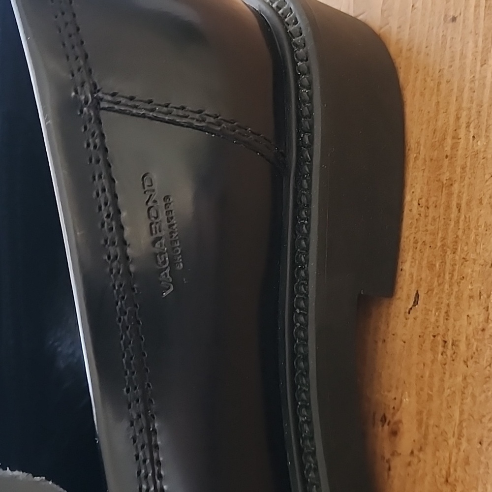 Vegabond Shoemakers Black Alex Loafers - Picture 7 of 13